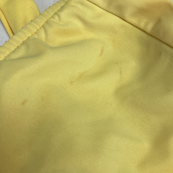 Ujena Yellow Swimsuit Straps cross in the Back - Picture 5 of 5